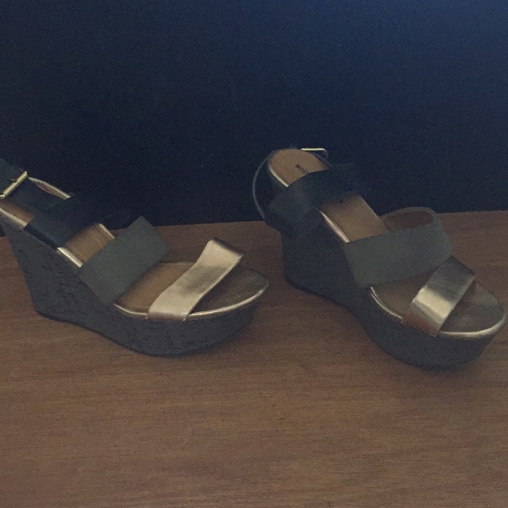‼️$10SALE‼️OBO mossimo wedges